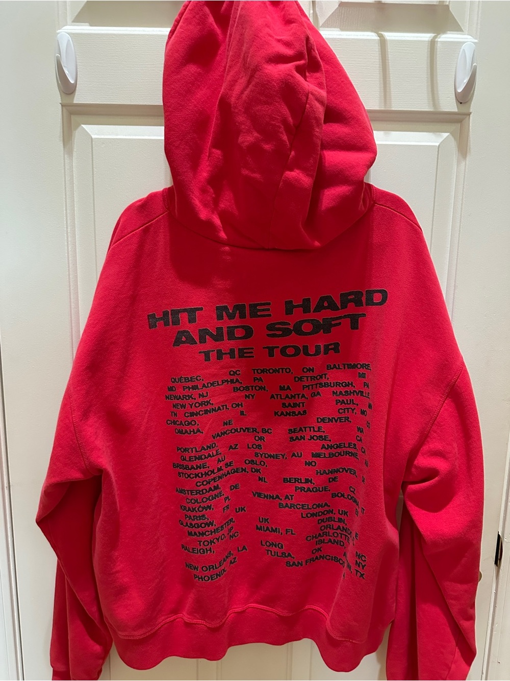 Billie Eilish How to Bend HIT ME HARD AND SOFT TOUR hoodie - Picture 3 of 3